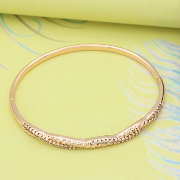 Elegant Rose Gold Bangle with Sparkling Twisted Chain Design, XPBL0509 - Picture 3 of 12